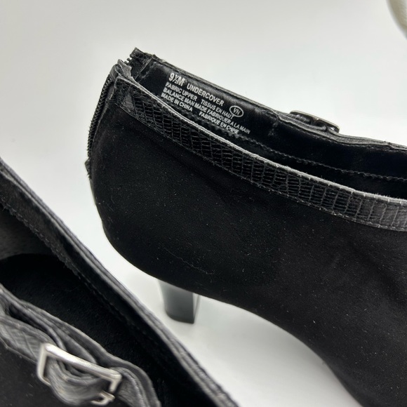 Black Aerosoles Heeled Booties - Picture 3 of 5